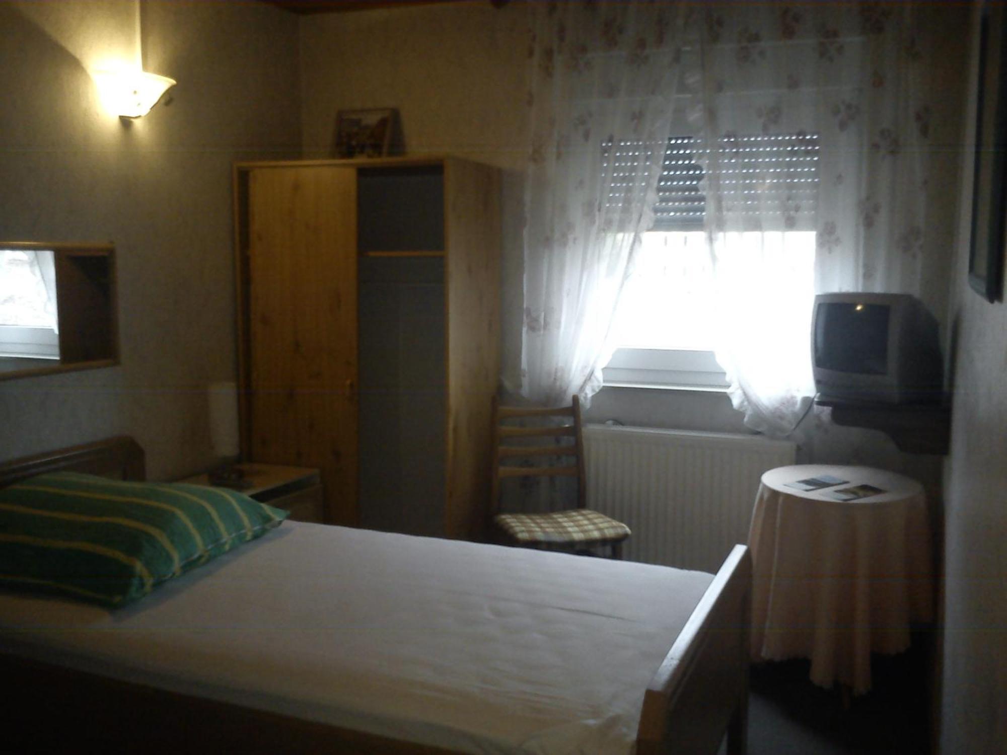 Hotel Zur Kueferschenke Nierstein Luaran gambar
